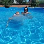 Melek 4 Bedrooms Vila *