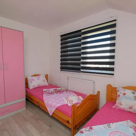 别墅 Melek 4 Bedrooms 塞拉耶佛