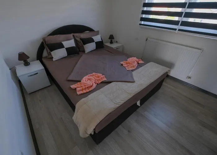 Melek 4 Bedrooms 别墅 *