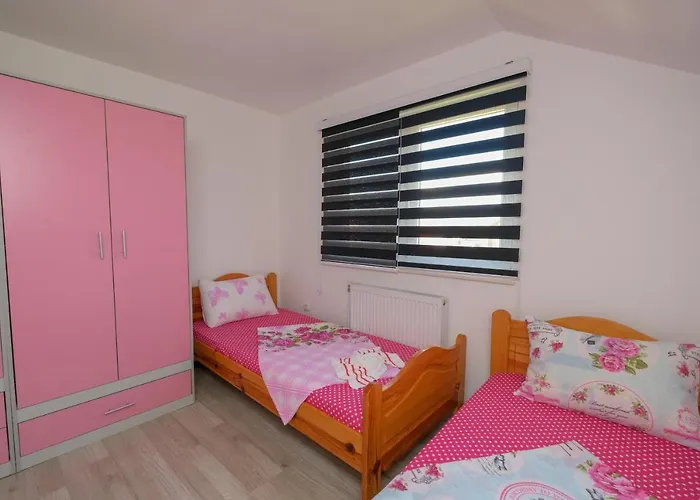 别墅 Melek 4 Bedrooms 塞拉耶佛